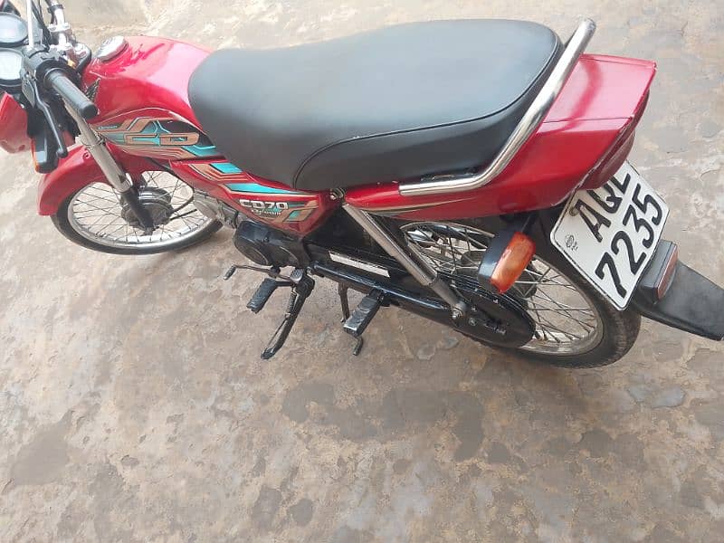 Honda cd70 dream new condition 4