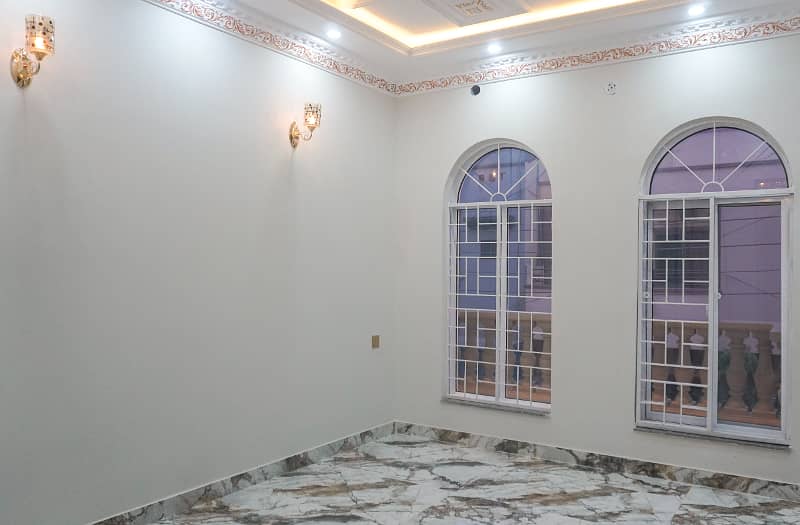 5 Marla Brand New House Near Emporium Mall Solid Construction Gated Area Near Park Market And Mosque 21