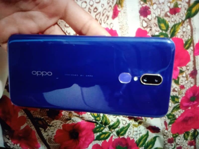 oppo f11 4