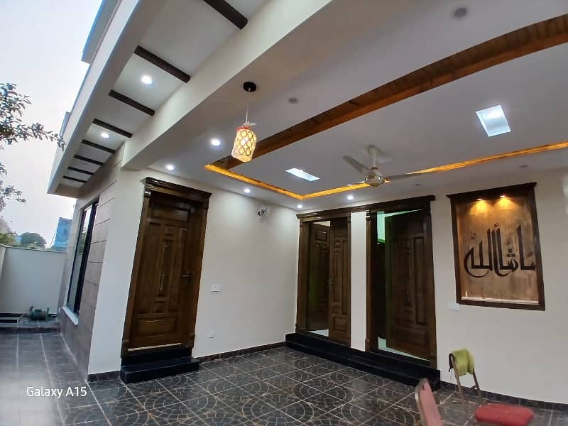 10 Marla House For Sale In Top City-1 8