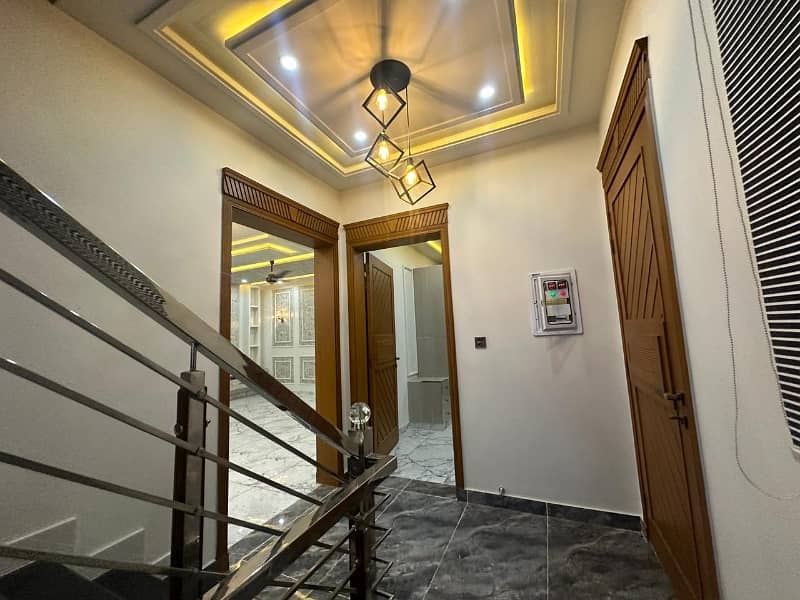 DC colony 10 marla house for sale bolan block 19