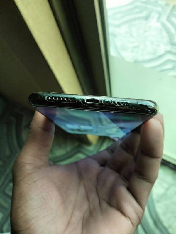 iPhone XS Max 256GB - Non-PTA, Excellent Condition 2