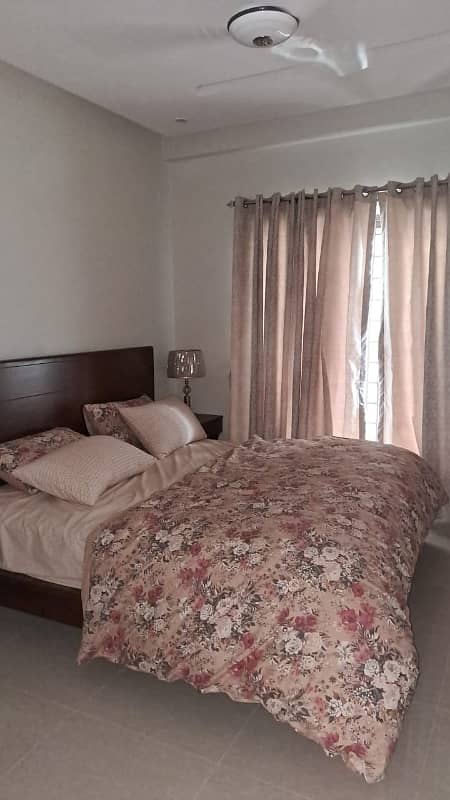 Facing Park 10 marla3 bed apartment for Urgent Sale. 15