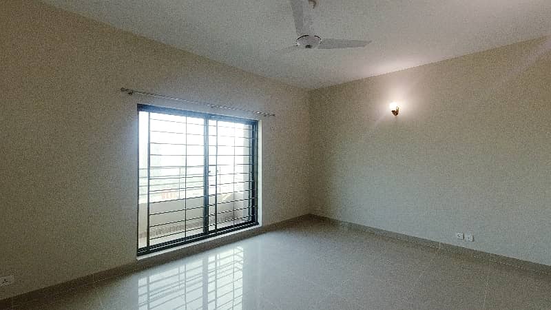 Gr floor with Bar b Q area, 12 Marla 4 Bed Apartment For Sale in Askari 11 sector B. Near theme Park and Macdonald. . . . 17