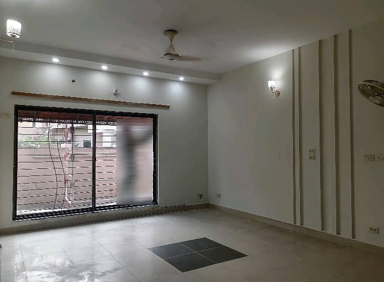 Excellant Location One Kanal House For Rent In Askari 11 A Sector. 0