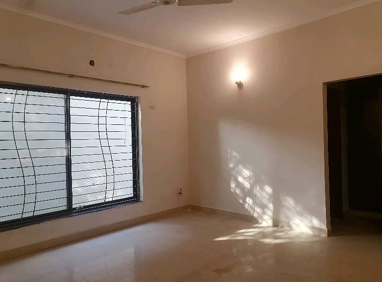 Excellant Location One Kanal House For Rent In Askari 11 A Sector. 11