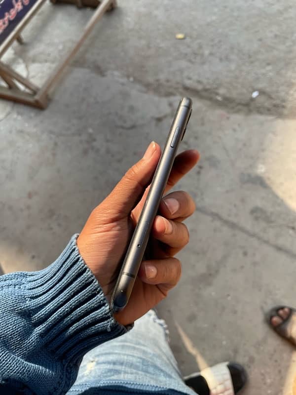 iphone 11 For sale 3