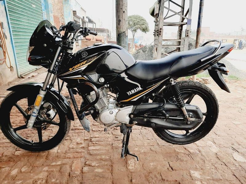 Yamha 2Stroke Bilkul Fresh Condition 1  Hath Sy Chala Hua Bilkul Ok 2