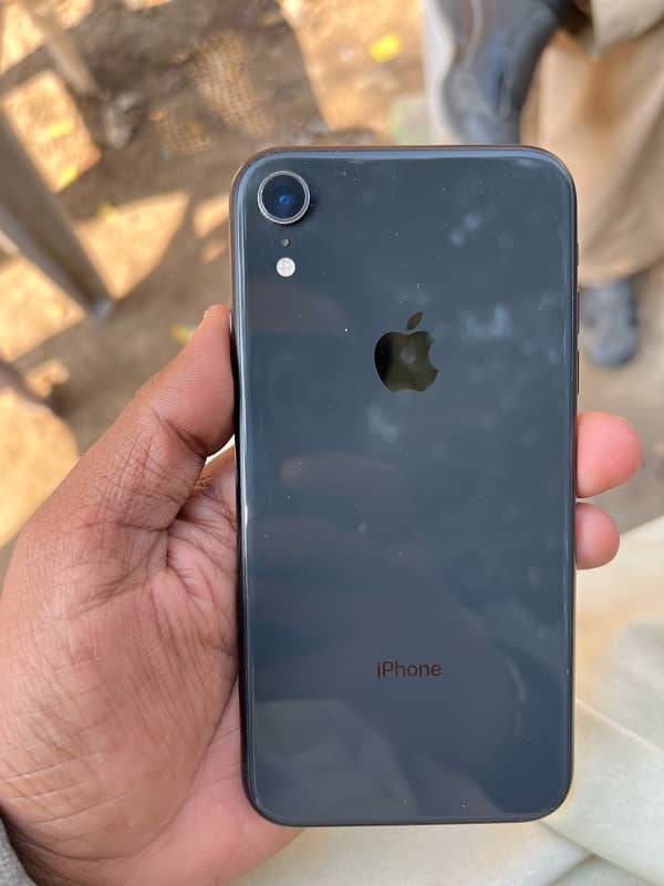 Iphone XR factory unlock nonpta 64gb 4