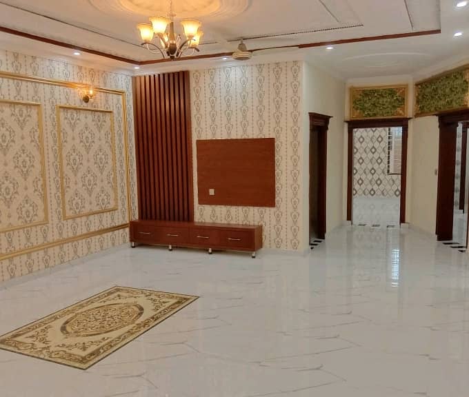 A Well Designed House Is Up For sale In An Ideal Location In Lahore 4