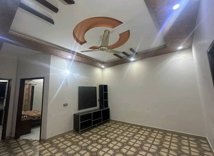 Johar Town 5 Marla House Up For Rent 0