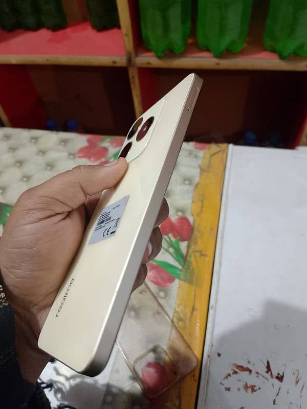 realme c61 full lush condition h 0