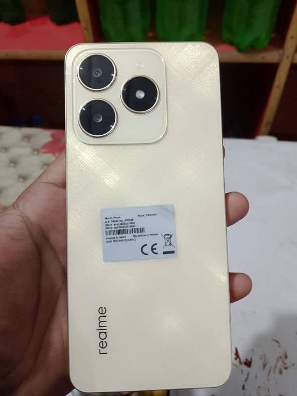 realme c61 full lush condition h 1