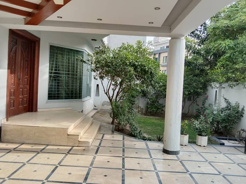 20 Marla Used House For Sale At Beautiful Location Of PCSIR Ph -2 In Lahore 0