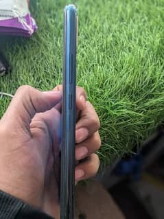 vivo y 17 4gb 128gb