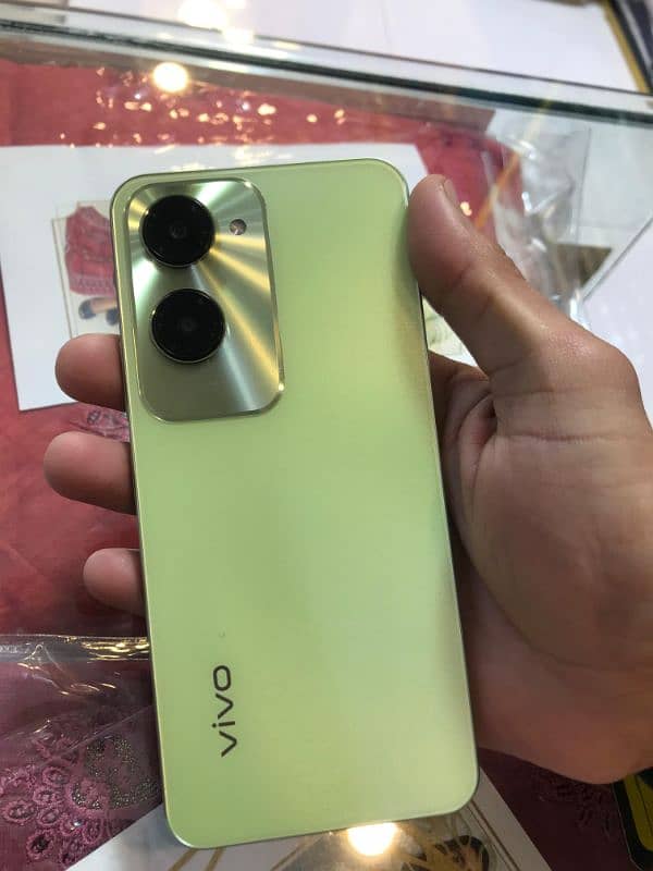 vivo y18 4/128 green clr 6