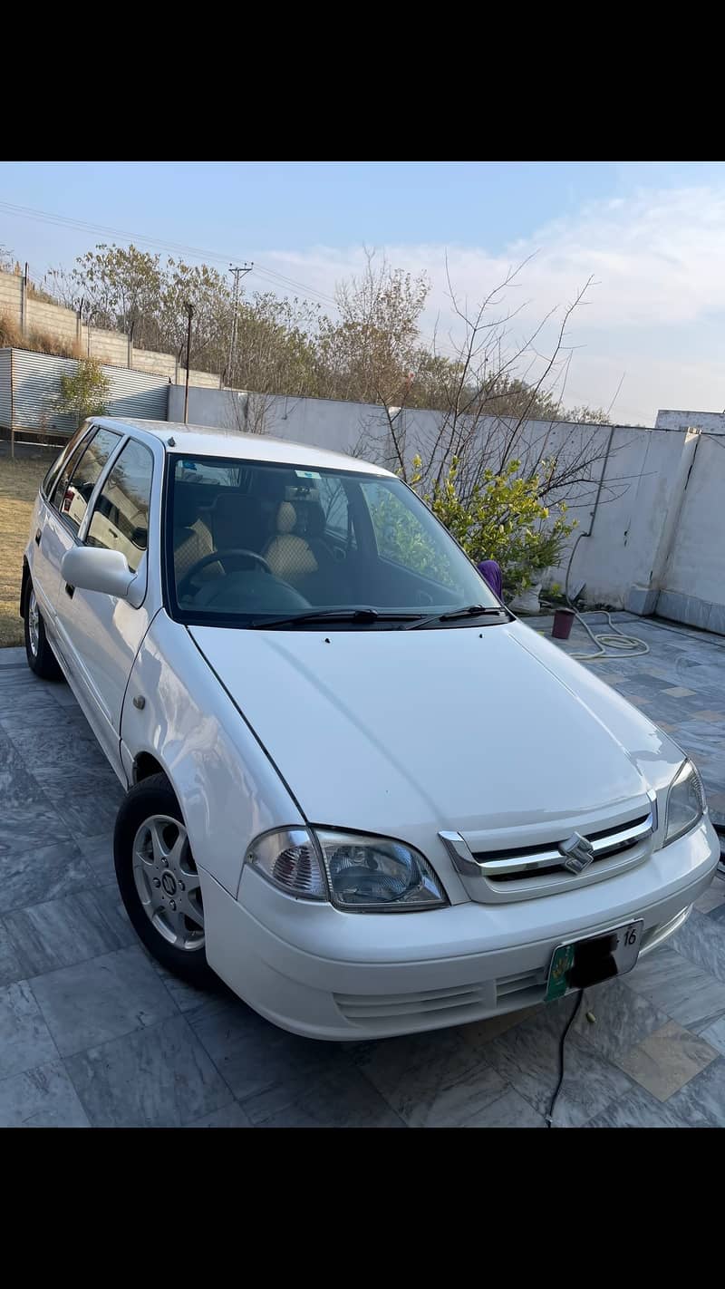 One of the cleanest Suzuki Cultus 2016 up for sale 0