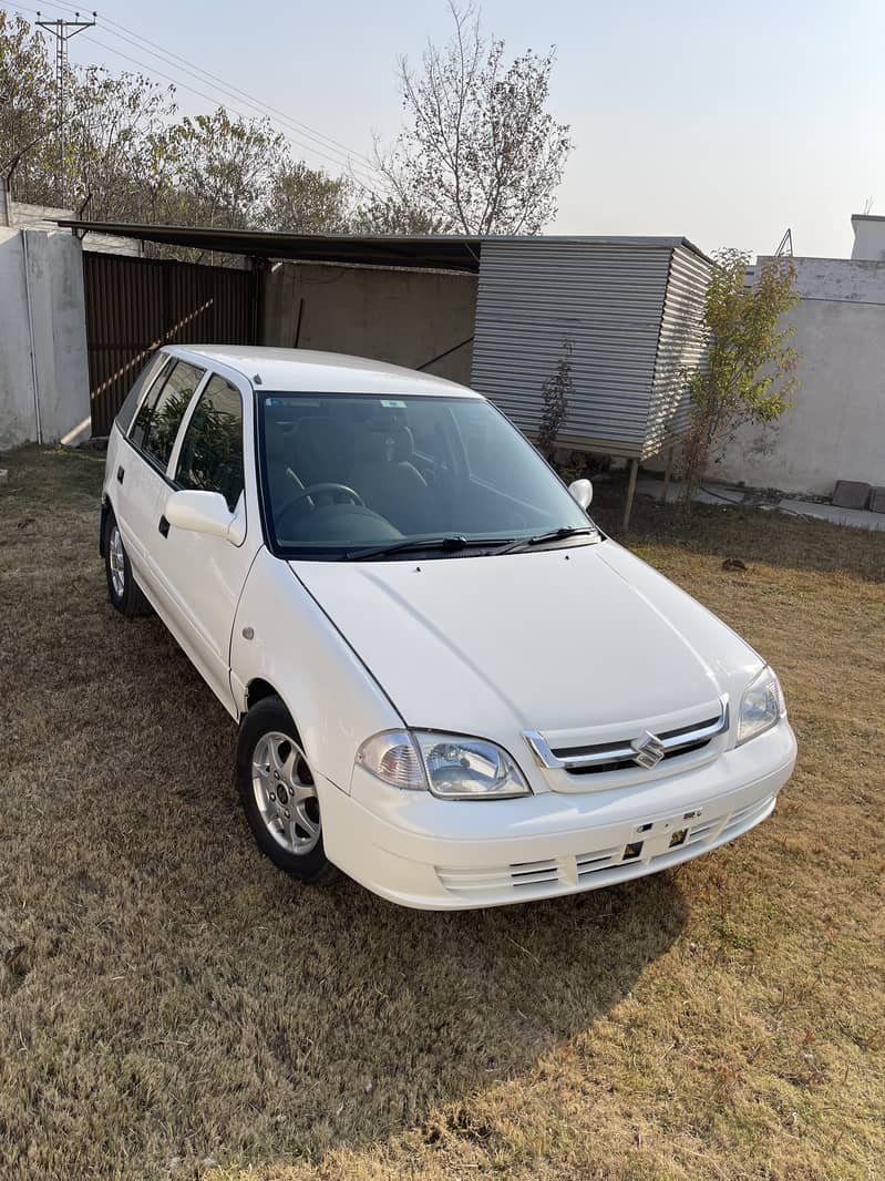 One of the cleanest Suzuki Cultus 2016 up for sale 1