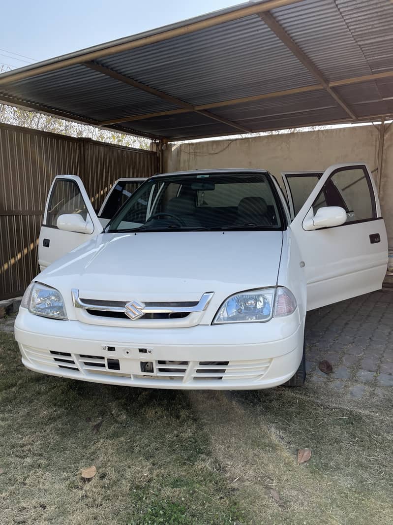 One of the cleanest Suzuki Cultus 2016 up for sale 6