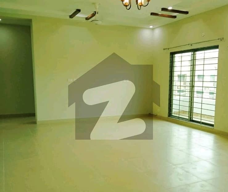 10 Marla Flat In Lahore Is Available For sale 1