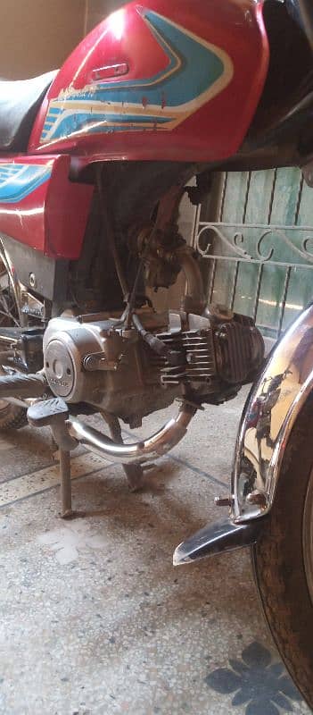 Honda 70 exchange possible Han Honda 125 ka sth 1