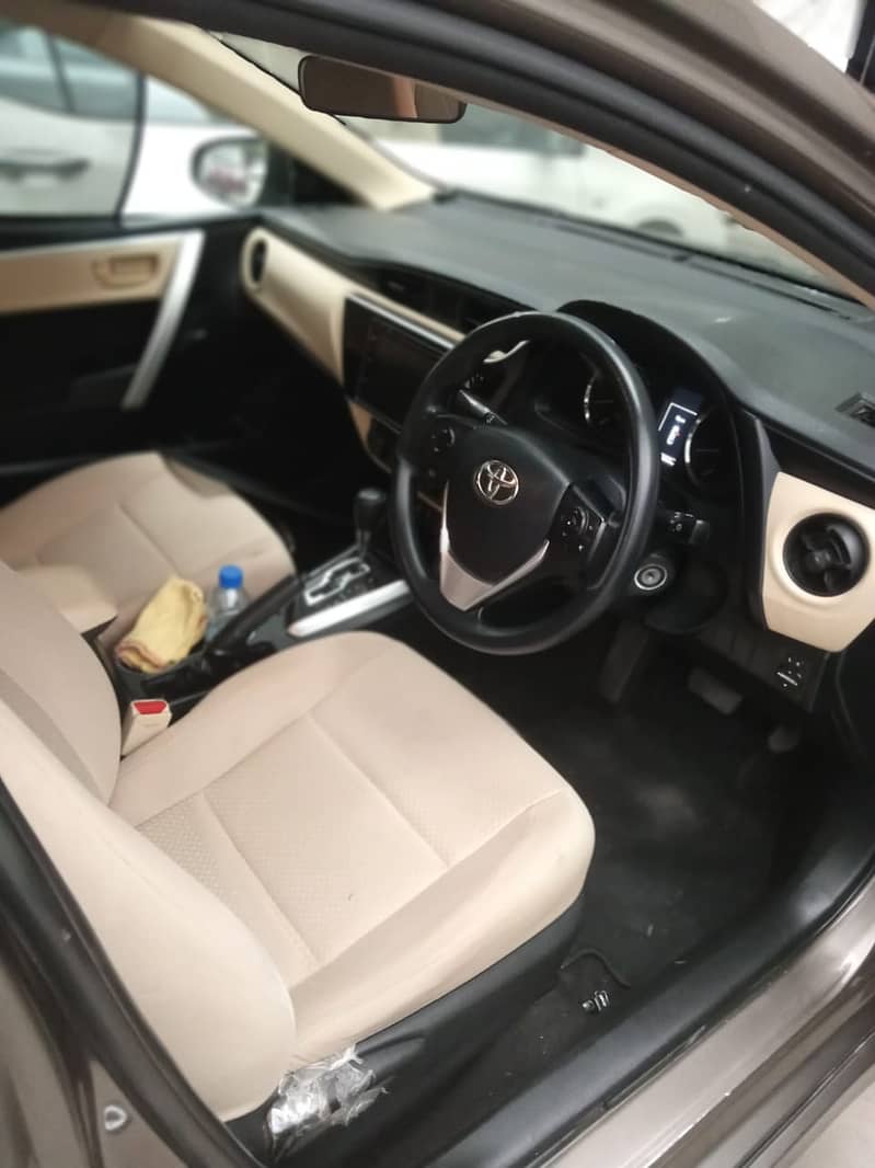 Toyota Corolla Altis Automatic 1.6 2018 Model 4