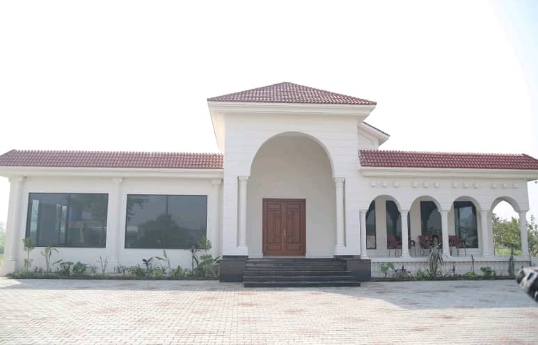 A 32 Kanal Farm House Located In Wagha Town Is Available For Sale 0