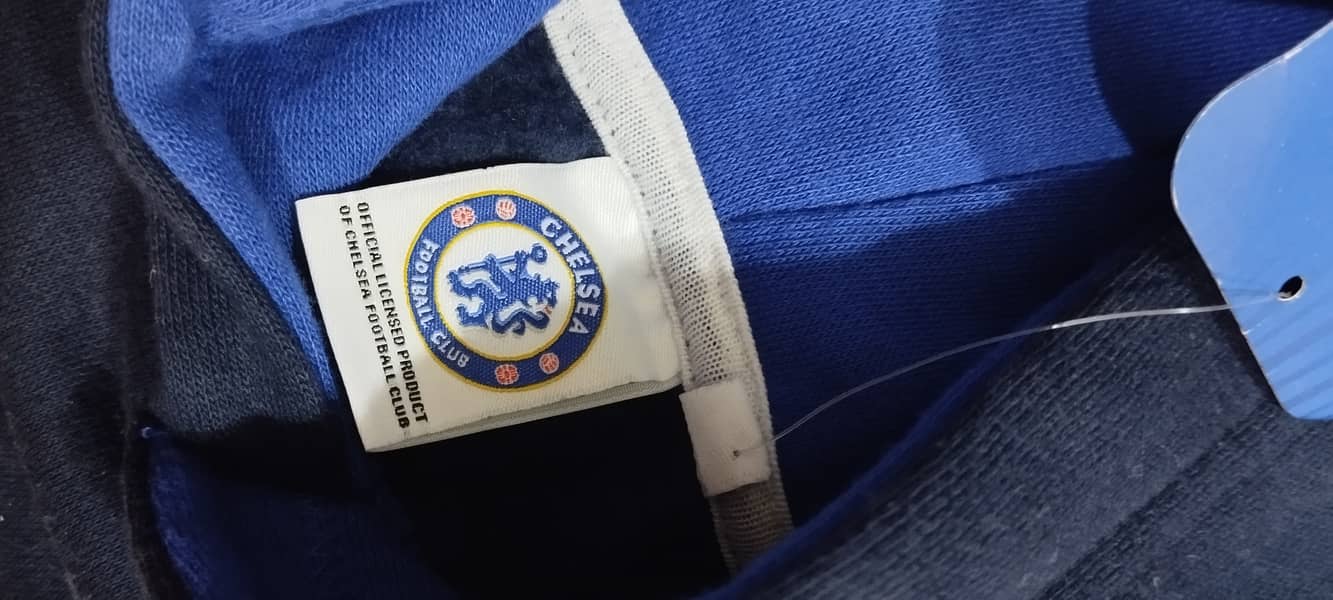 Chelsea Official Fan Merchandise (Hoodie) 4