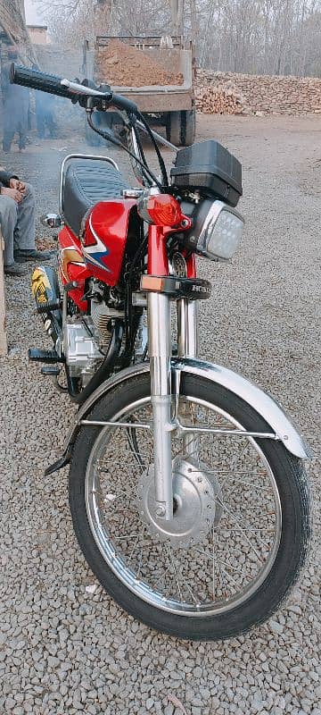 Honda CG125 6