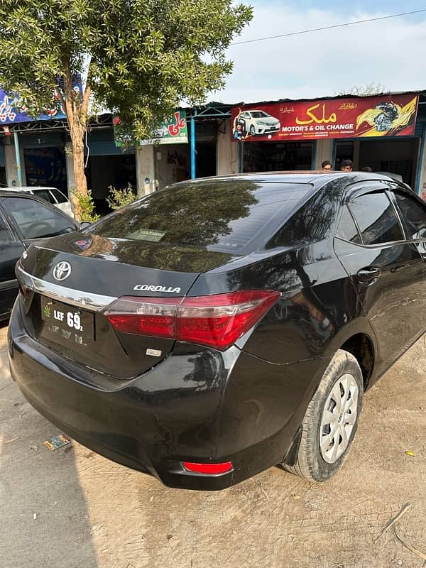 Toyota Corolla GLI 2014 3