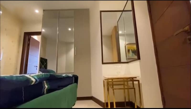 2Bed Royal Luxury Furnished Flat For Sale In Sector E, Bahria Town Lahore 5