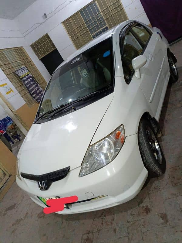 For sale Honda City  2005 model white color contact 03092677043 5