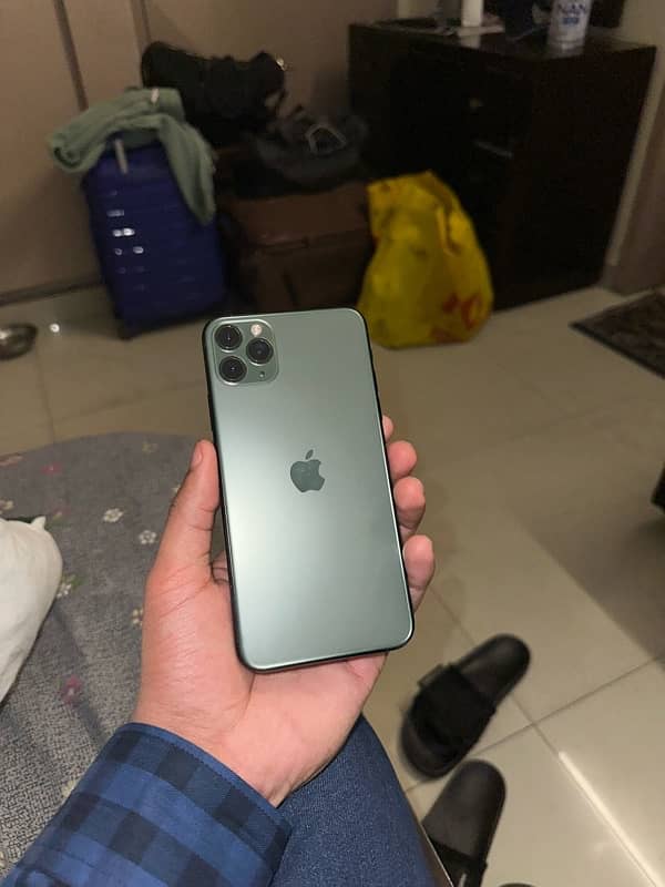 IPHONE 11 PRO MAX 2