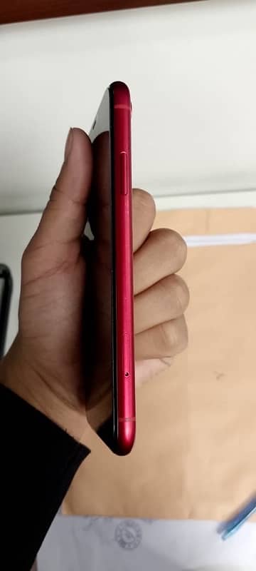 apple iphone XR 7