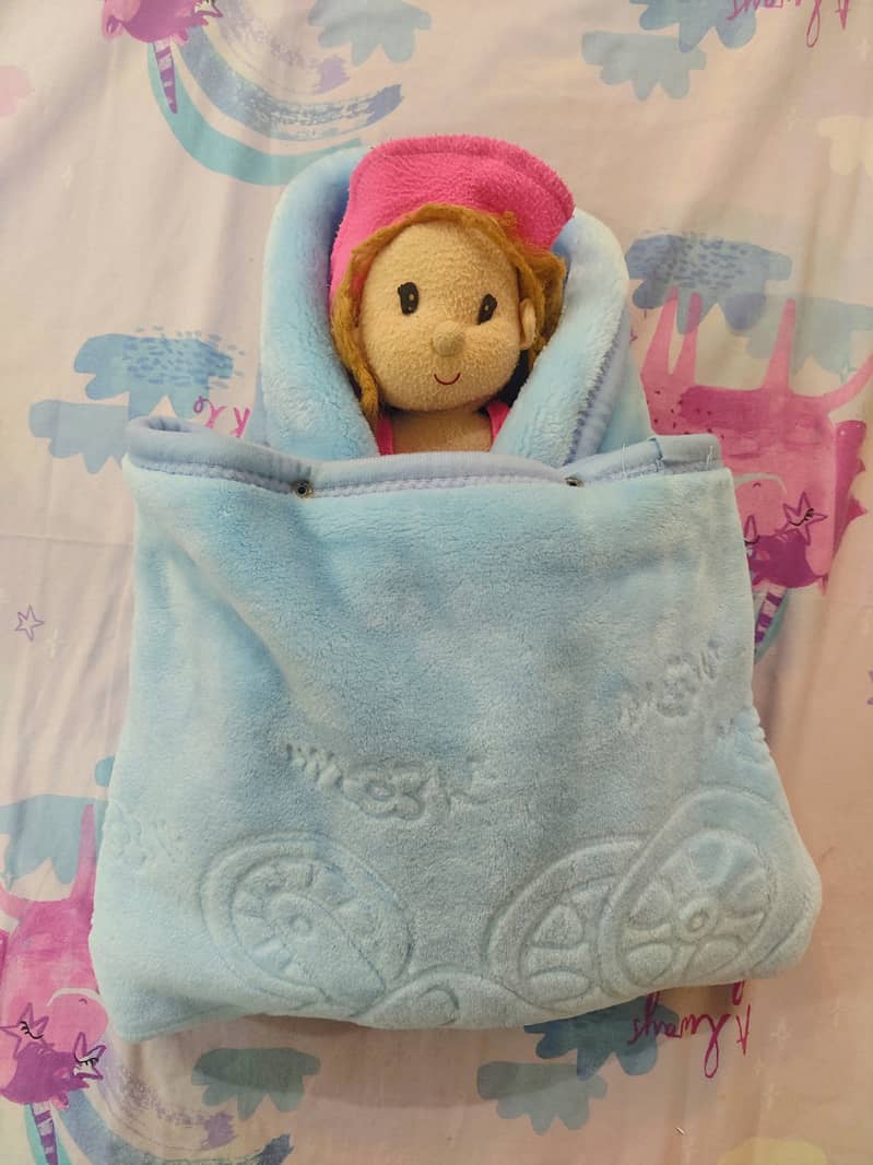 Baby blanket from Dubai, Rs. 2200 only 3