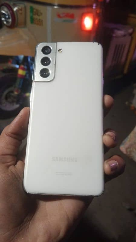 samsung s215g condition 10 by 9 all ok koi shade ni dot hai bas 0