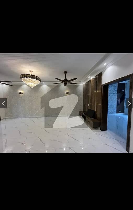 2 Kanal luxury bungalow ideal location 6