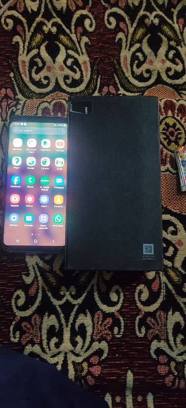 SAMSUNG GALAXY S8 ORIGINAL WITH BOX 0