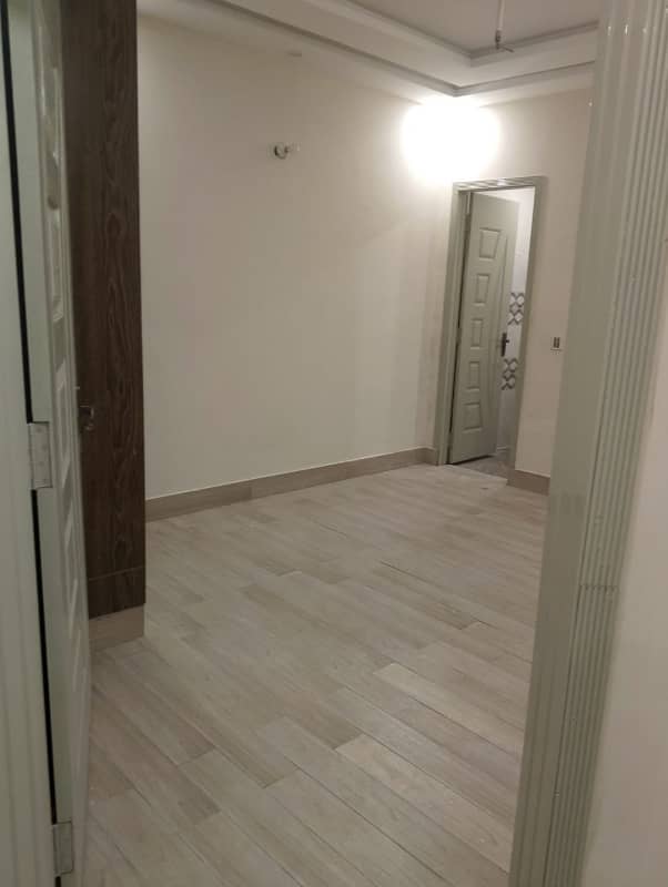 brand new Flat for rent in Johar town for Bachelor (Student + Job holder) and silent office software house + call centre 2