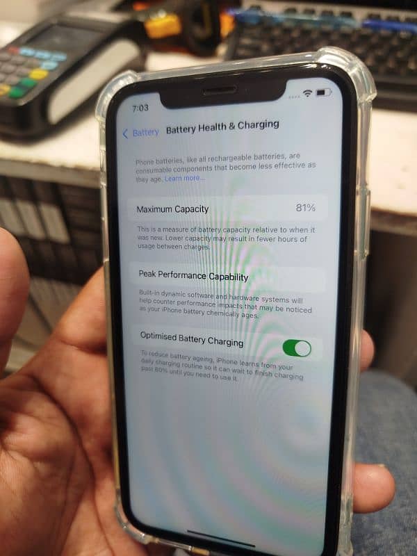 I phone 11 128gb 81% betray health 1