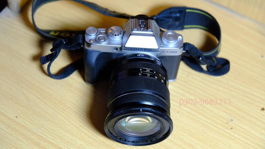 Fujifilm X-T200- XF 16-80mm f/4 R OIS WR Lens 3