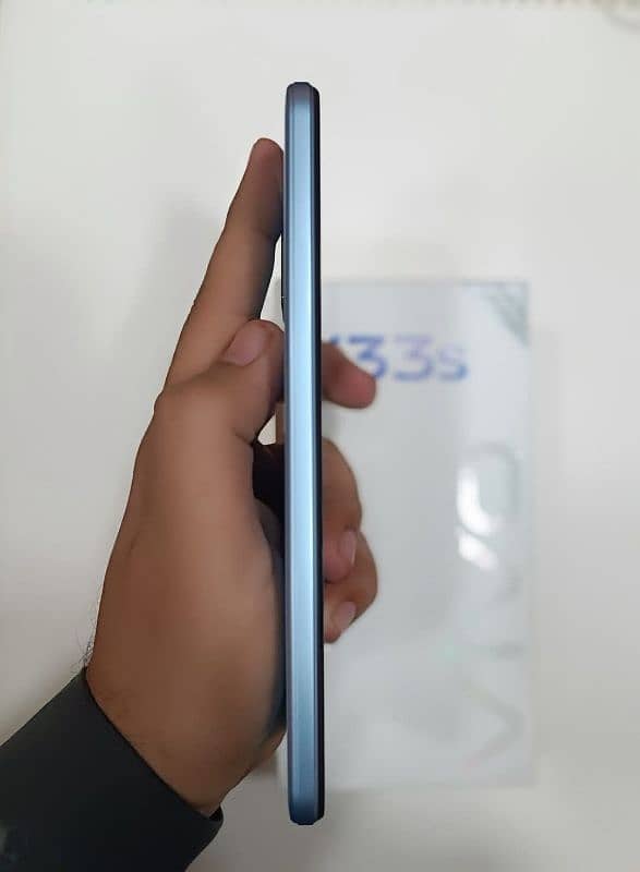 vivo y33s 8+4 128 complete Saman all ok 2