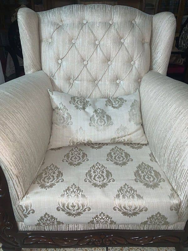 2 Seater Sofa for sale 2