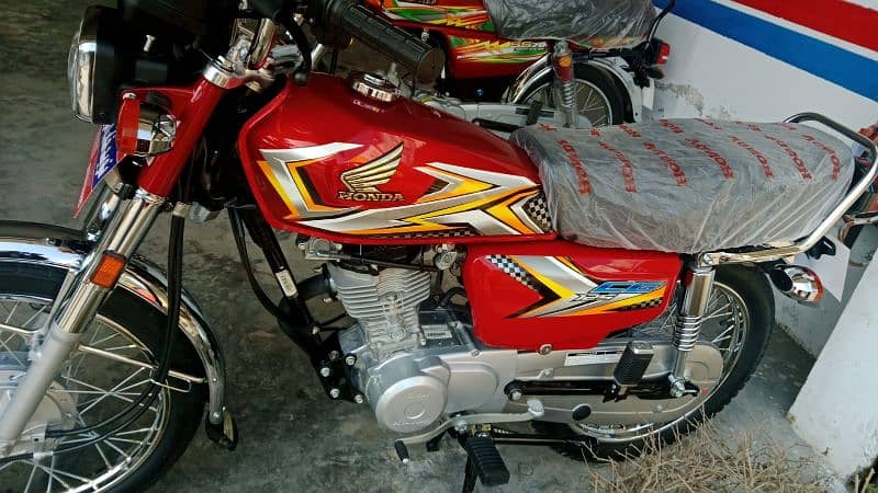 honda 125 2025 brend new open letter 1