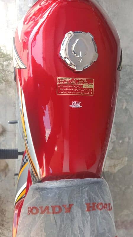 honda 125 2025 brend new open letter 3