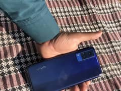 vivo y51s 8/128 with box condition 10/8best camera&gameing