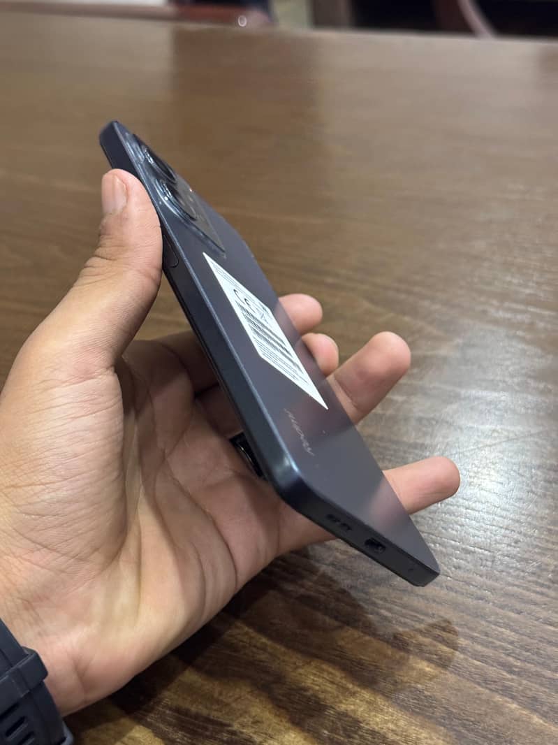 Redmi Note 12 (6,128) 3