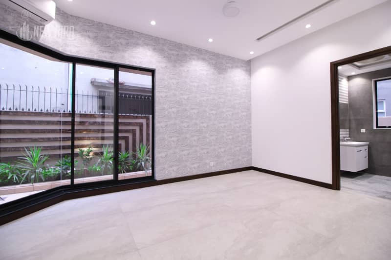 01 Kanal Slightly Used Full Basement Luxury Modern Design House For Rent In DHA Phase 2 Good Location 13