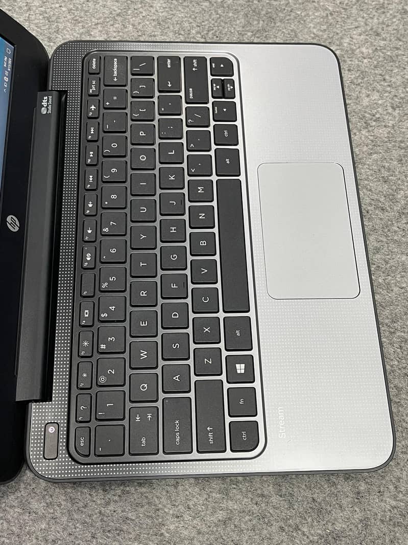 Hp ChromeBook 11 G6 PlayStore ( 4GB/16GB ) Laptop stock Available 6