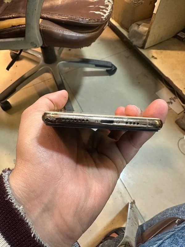 iphone xs max 64 pta approve 4